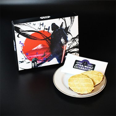 STAR WARS Celebration Chocolate sand waffle cookies